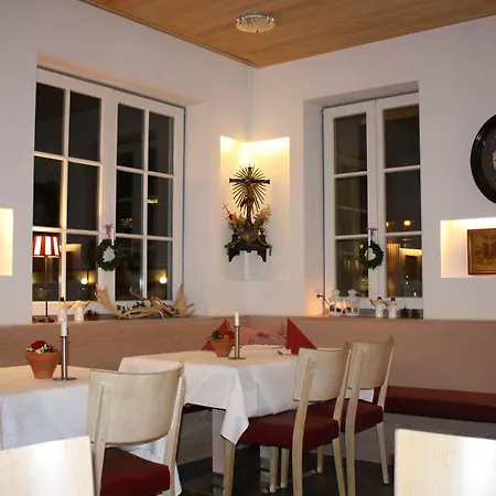 Goldener Adler Szálloda