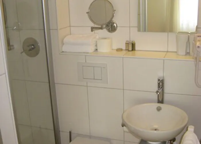 Goldener Adler Szálloda 3*